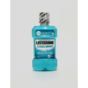 Mouthwash Listerin Svezhaya mint 250ml Dzhonson